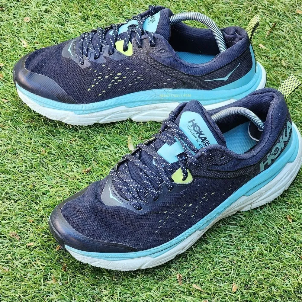 HOKA CHALLENGER ATR 6 - Womens Sneakers - SIZE 10.5B